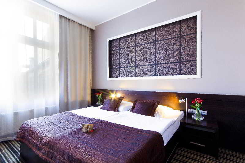 Diament Plaza Hotel